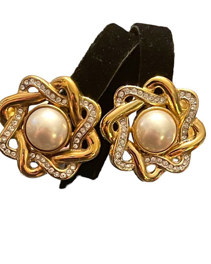 Lovely Butler FAC gold finish rhinestone fancy knot clipmon earrings