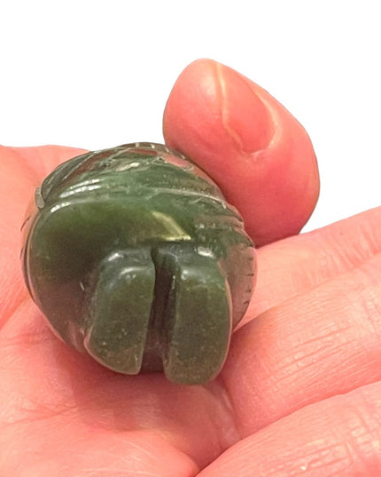 Lovely collectible native hand carved JADE OWL small figurine