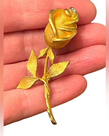 Vintage brushed gold finish lovely rose brooch
