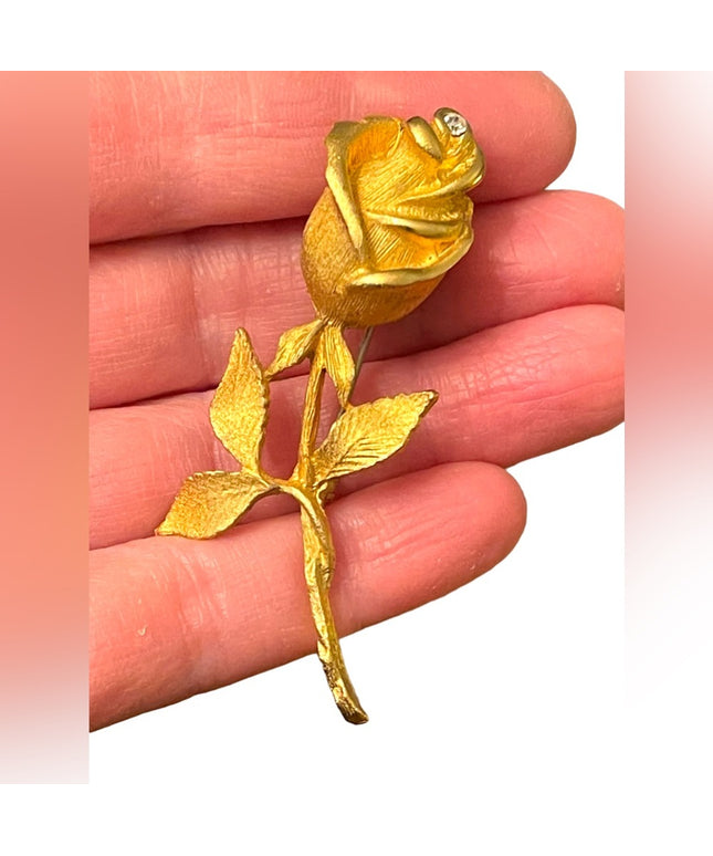 Vintage brushed gold finish lovely rose brooch