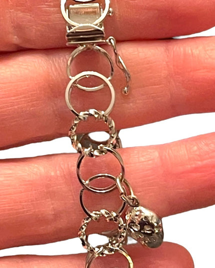 Lovely vintage sterling silver 925 Charm bracelet with charms