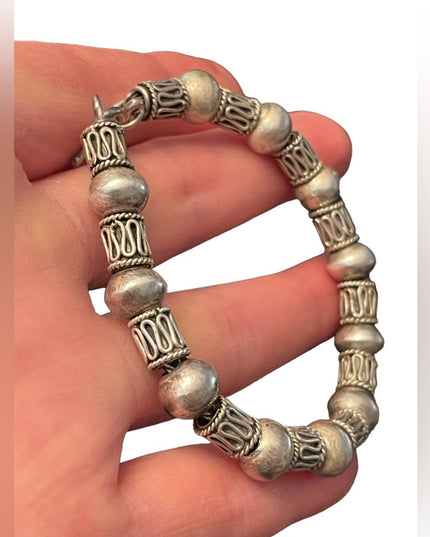 Lovely vintage sterling silver 925 Bali Balenisian Solid Chunky bracelet