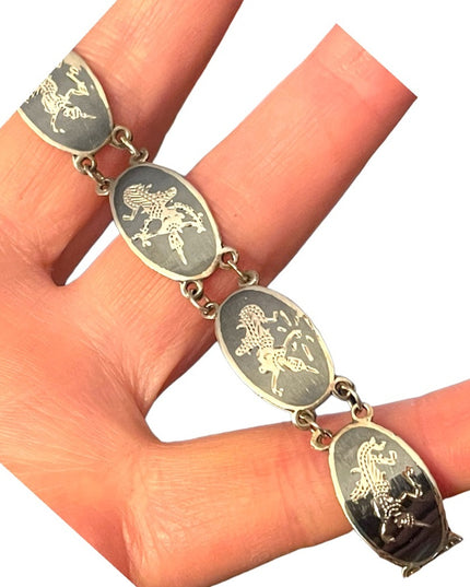 Vintage Siam sterling silver 925 black enamel goddess bracelet Nielo