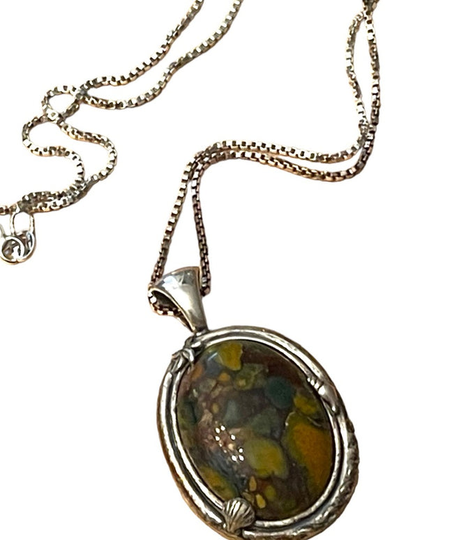Fancy Handmade Sterling Silver 925 Caterpillar Moss Agate Stone pendant & chain
