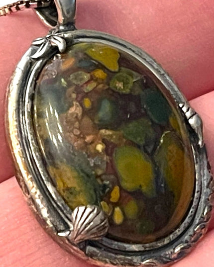 Fancy Handmade Sterling Silver 925 Caterpillar Moss Agate Stone pendant & chain