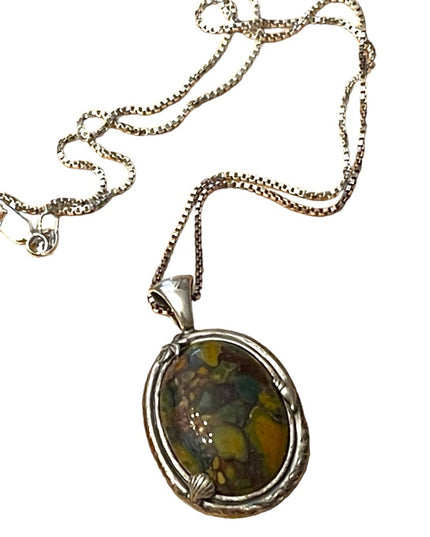 Fancy Handmade Sterling Silver 925 Caterpillar Moss Agate Stone pendant & chain
