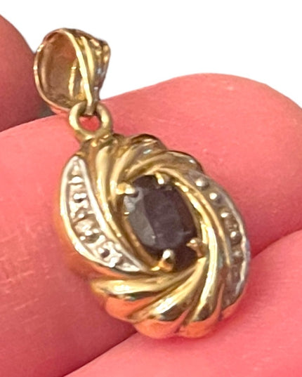Lovely vintage 10k Gold diamond sapphire Pendant