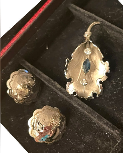 Vintage Sterling silver leaf brooch w blue crystal screw back earrings Boyd Bond