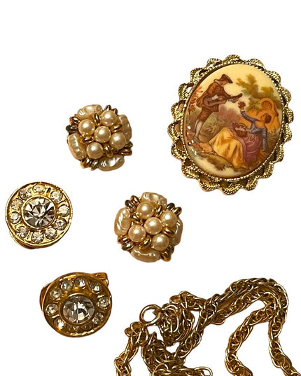 Vintage Lot Cameo earrings necklace hankerchief Gerrys Celebrity Rhinestones