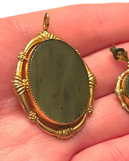 Vintage 12k Gold filled Green Jade Pendant & Earrings set