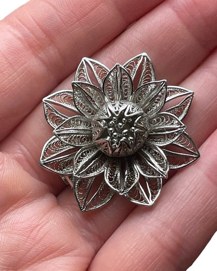 Vintage silver ornate filagree flower brooch china export