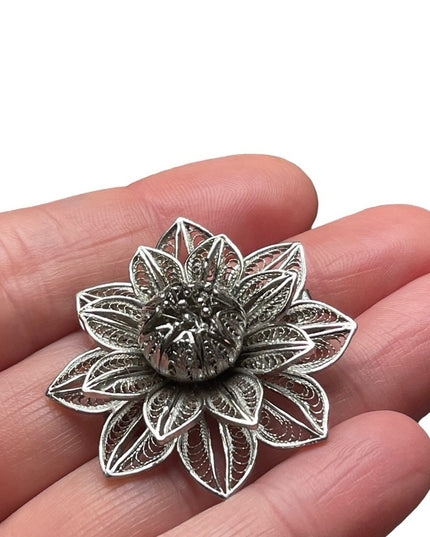 Vintage silver ornate filagree flower brooch china export
