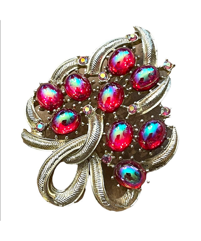 Vintage 1960s Red glass leaf fancy CORO Pegasus gold finish brooch