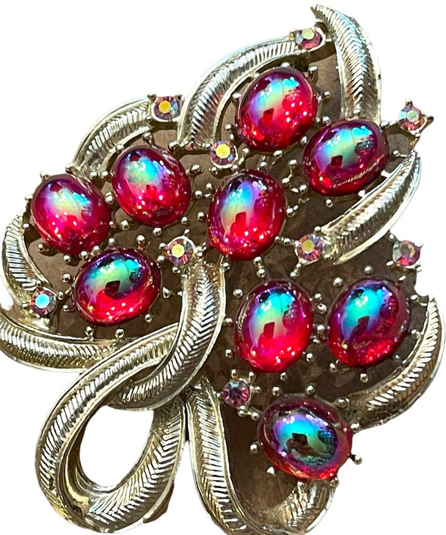 Vintage 1960s Red glass leaf fancy CORO Pegasus gold finish brooch