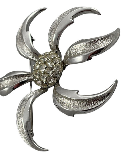 Vintage Boucher brushed silver rhinestone brooch 2” flower