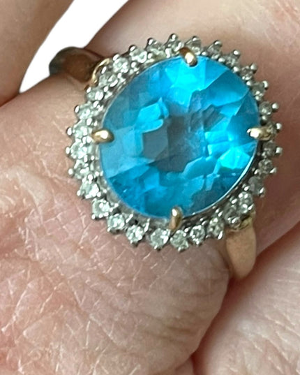 Stunning Vintage 10k Yellow Gold Large London Blue Topaz & Diamond ring