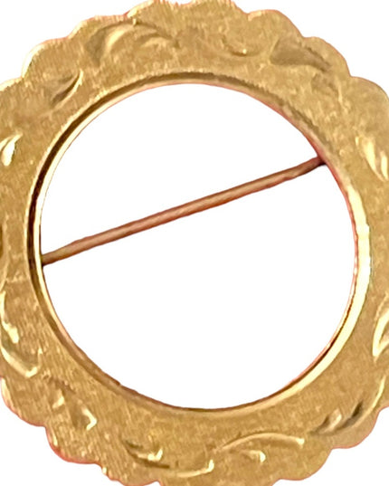 Vintage 1960s Lamoce Gold GF Etched Wreath brooch