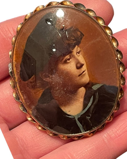 Antique Mourning Cameo Photo brooch 1880s Sailor rope twist finish rose gold