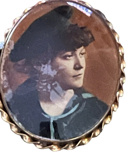 Antique Mourning Cameo Photo brooch 1880s Sailor rope twist finish rose gold
