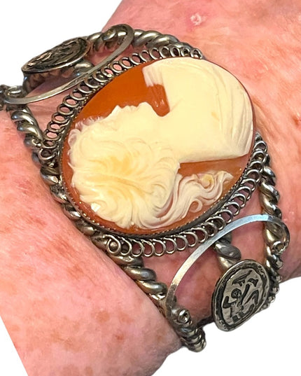 Vintage Lovely Large Resin Cameo realistic look Heavy chunky Bangle