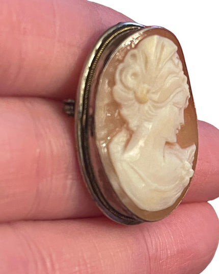 Vintage 800 Silver Shell cameo Victorian lady pendant brooch