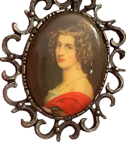 Vintage ornate antiqued silver frame Ceramic transfer cameo brooch pendant