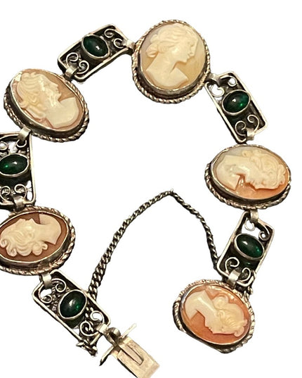 Stunning vintage 800  silver antique hand carved shell cameo link bracelet