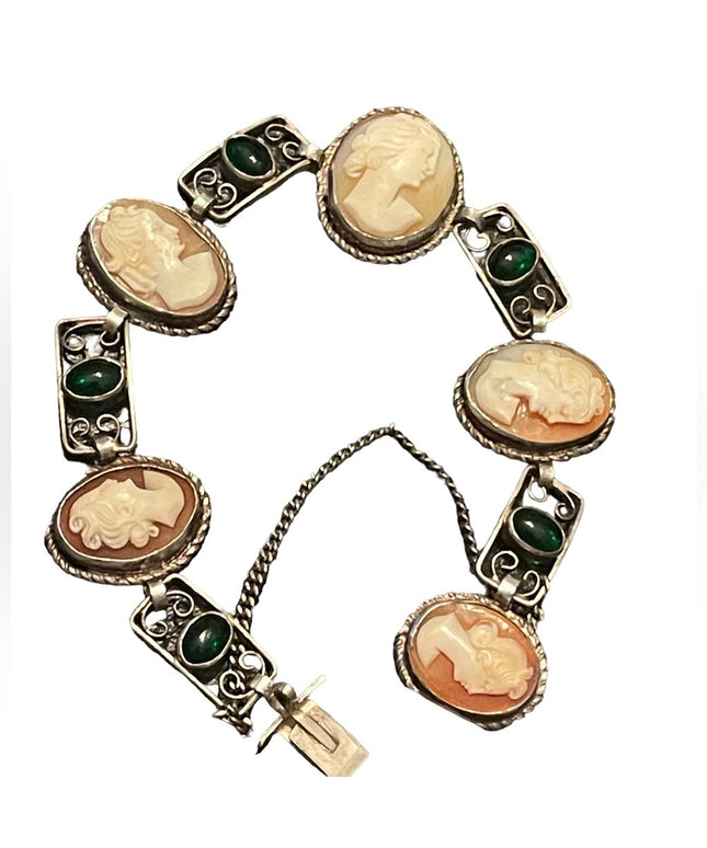 Stunning vintage 800  silver antique hand carved shell cameo link bracelet