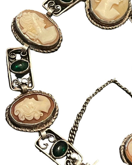 Stunning vintage 800  silver antique hand carved shell cameo link bracelet
