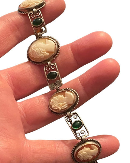 Stunning vintage 800  silver antique hand carved shell cameo link bracelet