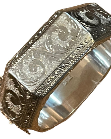 Rare Sterling silver etched Victorian 925 Chunky heavy Bangle bracelet Siam