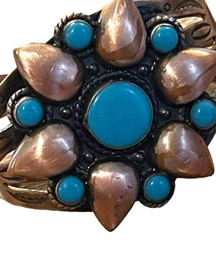 Vintage Bell Trading Post Native Southwestern Copper turquoise Bangle bracelet