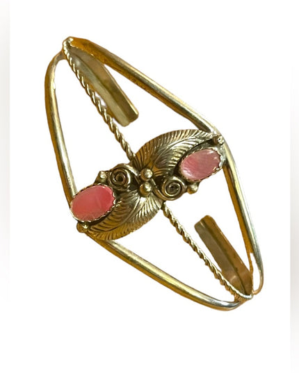 Vintage Native Southwestern Navajo MOP Pearl Bangle bracelet Silver