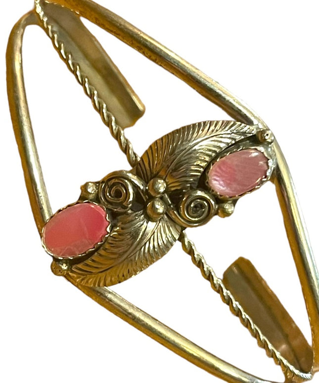 Vintage Native Southwestern Navajo MOP Pearl Bangle bracelet Silver