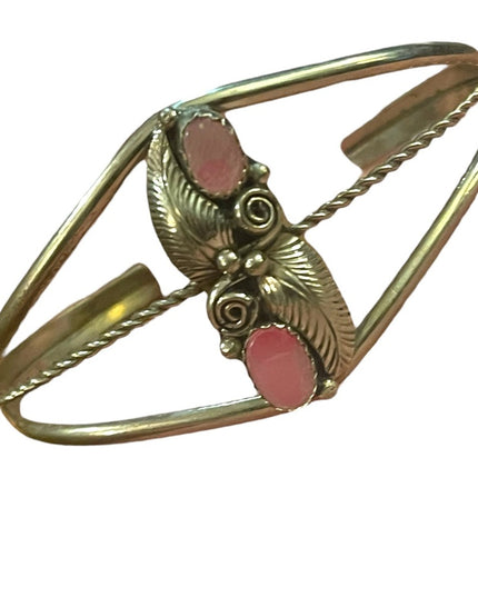 Vintage Native Southwestern Navajo MOP Pearl Bangle bracelet Silver