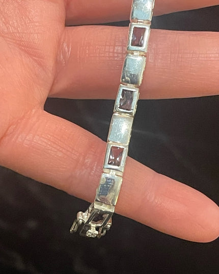 Sterling silver 925 Fancy purple synthetic amethyst Link bracelet