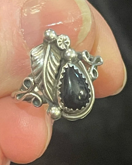 Vintage Navajo Southwest Pure Sterling B Hallmark Black Onyx Cab Ring Size 7