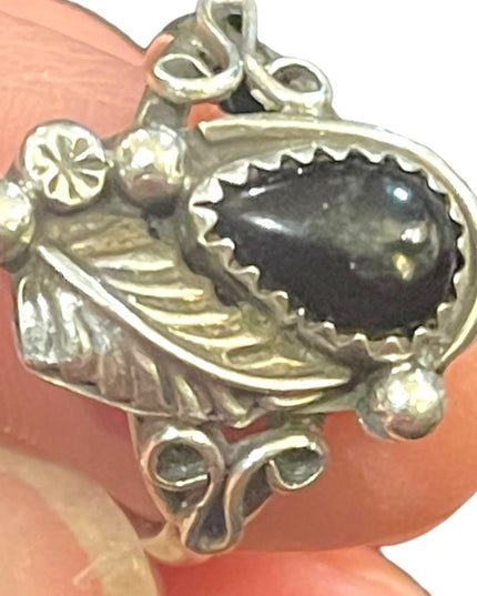Vintage Navajo Southwest Pure Sterling B Hallmark Black Onyx Cab Ring Size 7