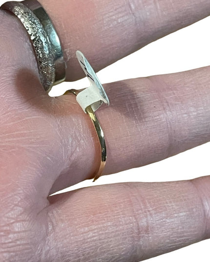 10k gold diamond and  sapphire diamond ring vintage bypass