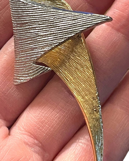 Vintage 1980s Michele Lynn Modernist brushed gold and silver finish brooch