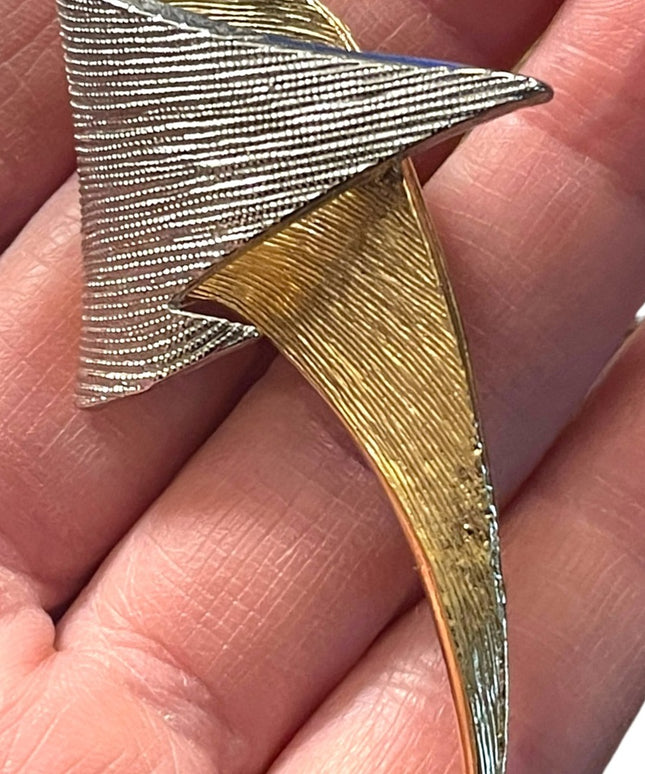Vintage 1980s Michele Lynn Modernist brushed gold and silver finish brooch