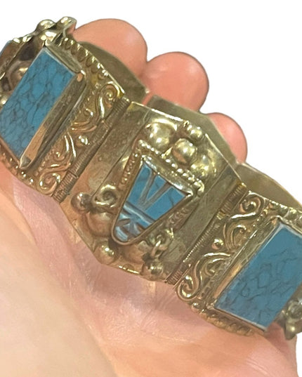 Vintage Mexico Alpaca silver Simulated turquoise mayan Aztec warrior bracelet