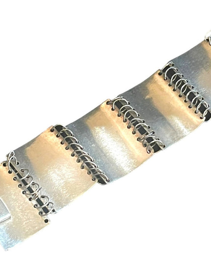 Vintage 800 Silver story book chunky link panel bracelet Latin Columbian