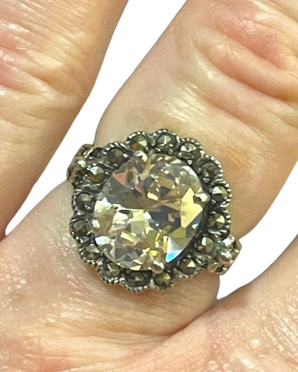 Sterling high quality designer chunky CZ & Marcasite ornate Victorian style ring