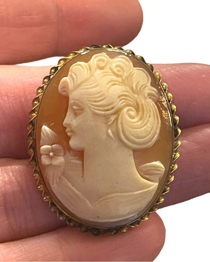 Vintage 12k GF Carved shell Cameo pendant brooch Left facing 1960s