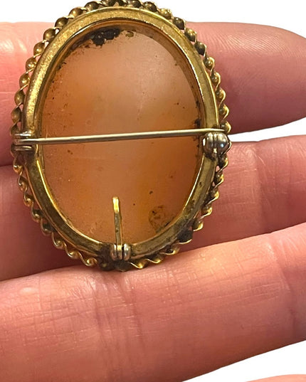 Vintage 12k GF Carved shell Cameo pendant brooch Left facing 1960s