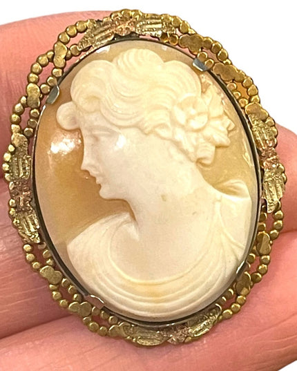 Vintage gold filled 1950s Carved shell cameo Left facing brooch pendant