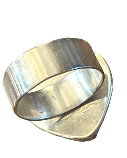 Vintage Taxco Mexico Artisan large hammered heart ring Sterling 925