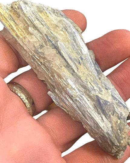 BLUE KYANITE CRYSTAL Gemstone rough specimin 80 Grams
