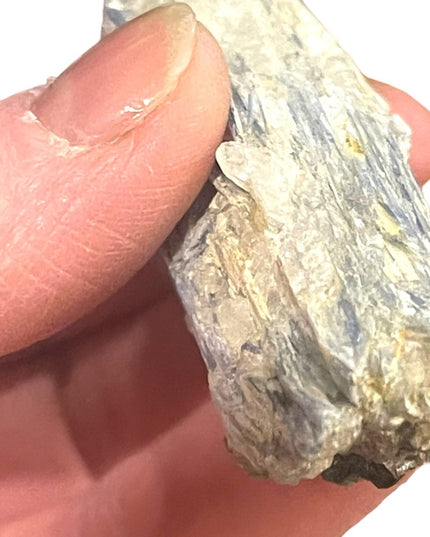 BLUE KYANITE CRYSTAL Gemstone rough specimin 80 Grams